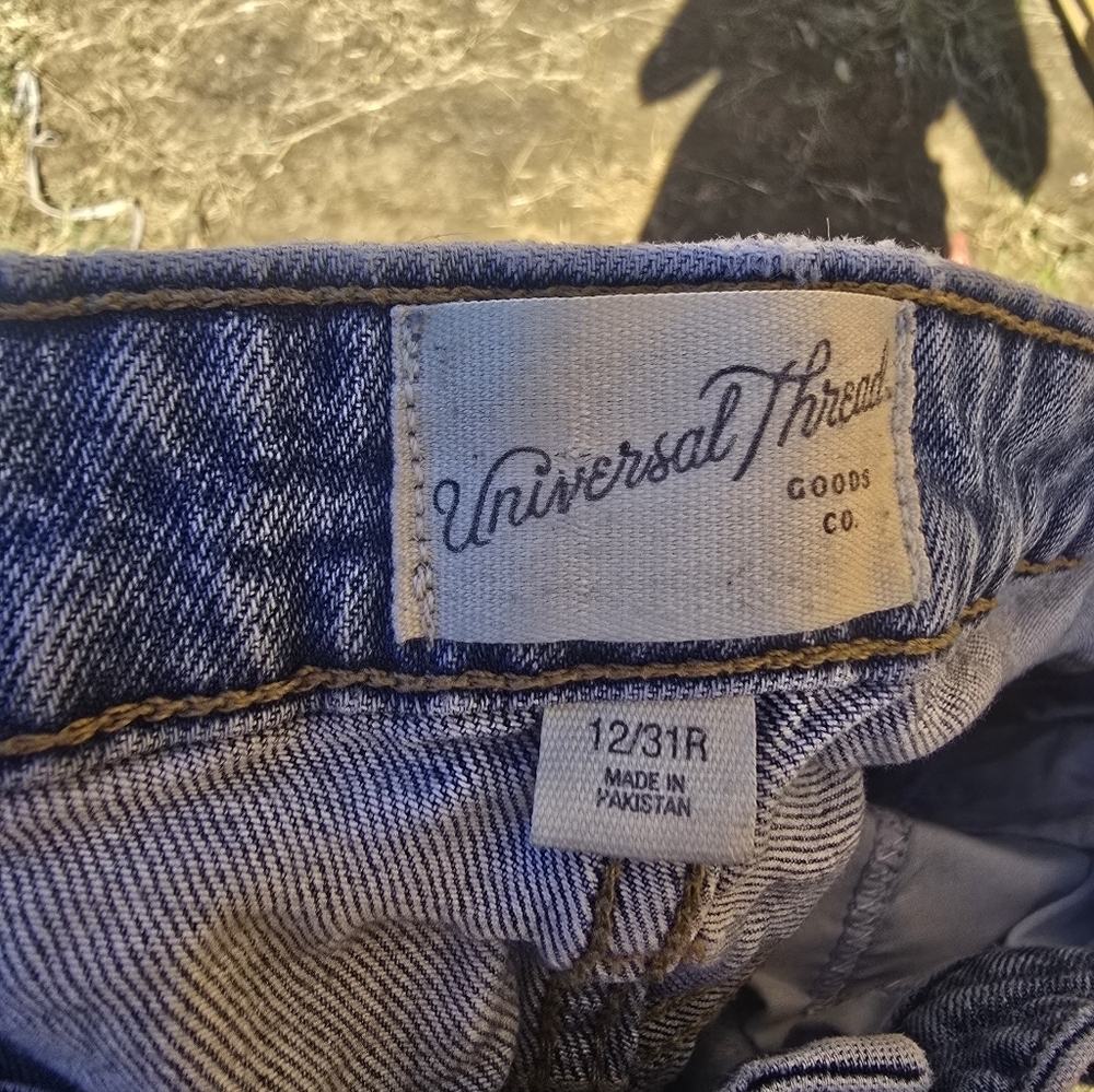 Universal Thread High Rise Slim Straight Jeans - Picture 2 of 4